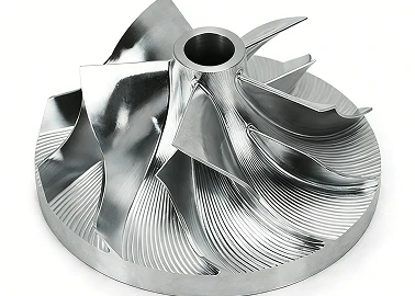Proyecto de impulsor de aluminio de alta precisi&oacute;n con mecanizado CNC de 5 ejes